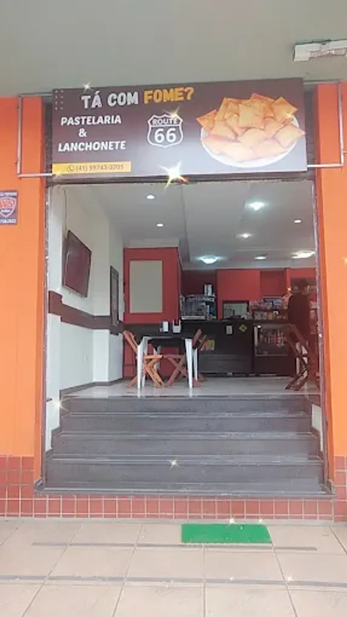 Fachada real da Pastelaria e Lanchonete Route 66